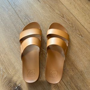 Women’s REEF sandals size 9